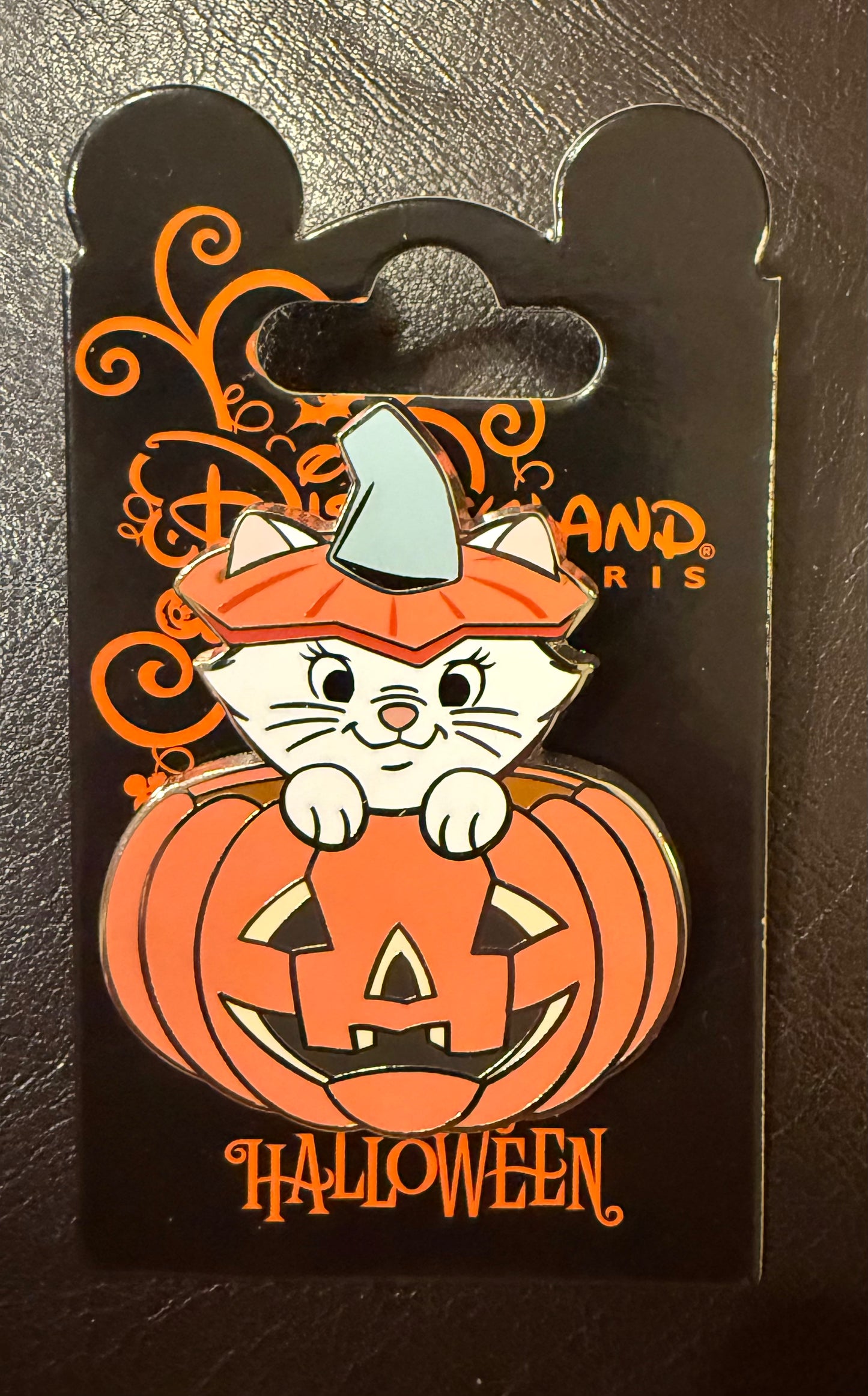 Marie Halloween Pumpkin B4