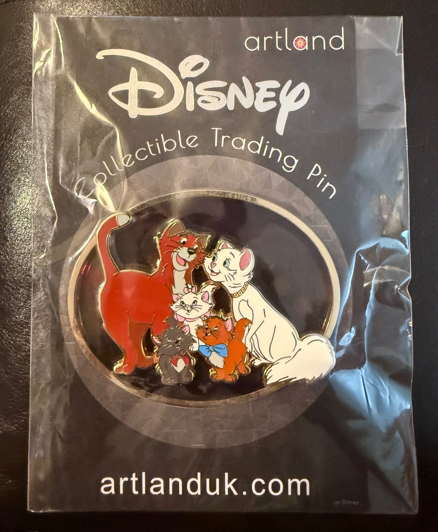 Aristocats Family Portrait Pin on Glass Artist Proof LE 20 B2