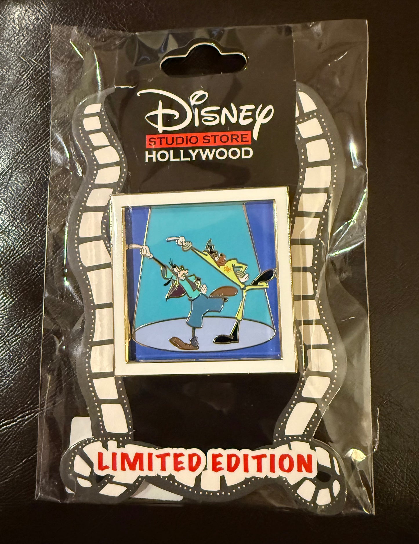 Goofy and Powerline Dancing the Perfect Cast W1
