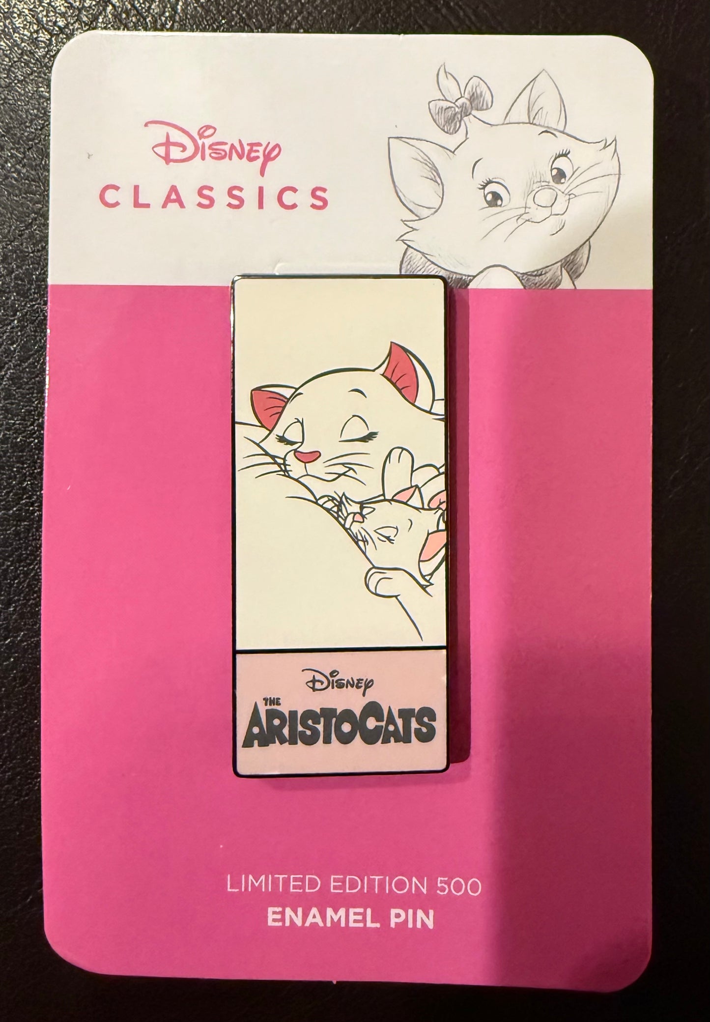 Disney Classics Fabric Flavours Bookmark Series Marie and Duchess Sleeping B3