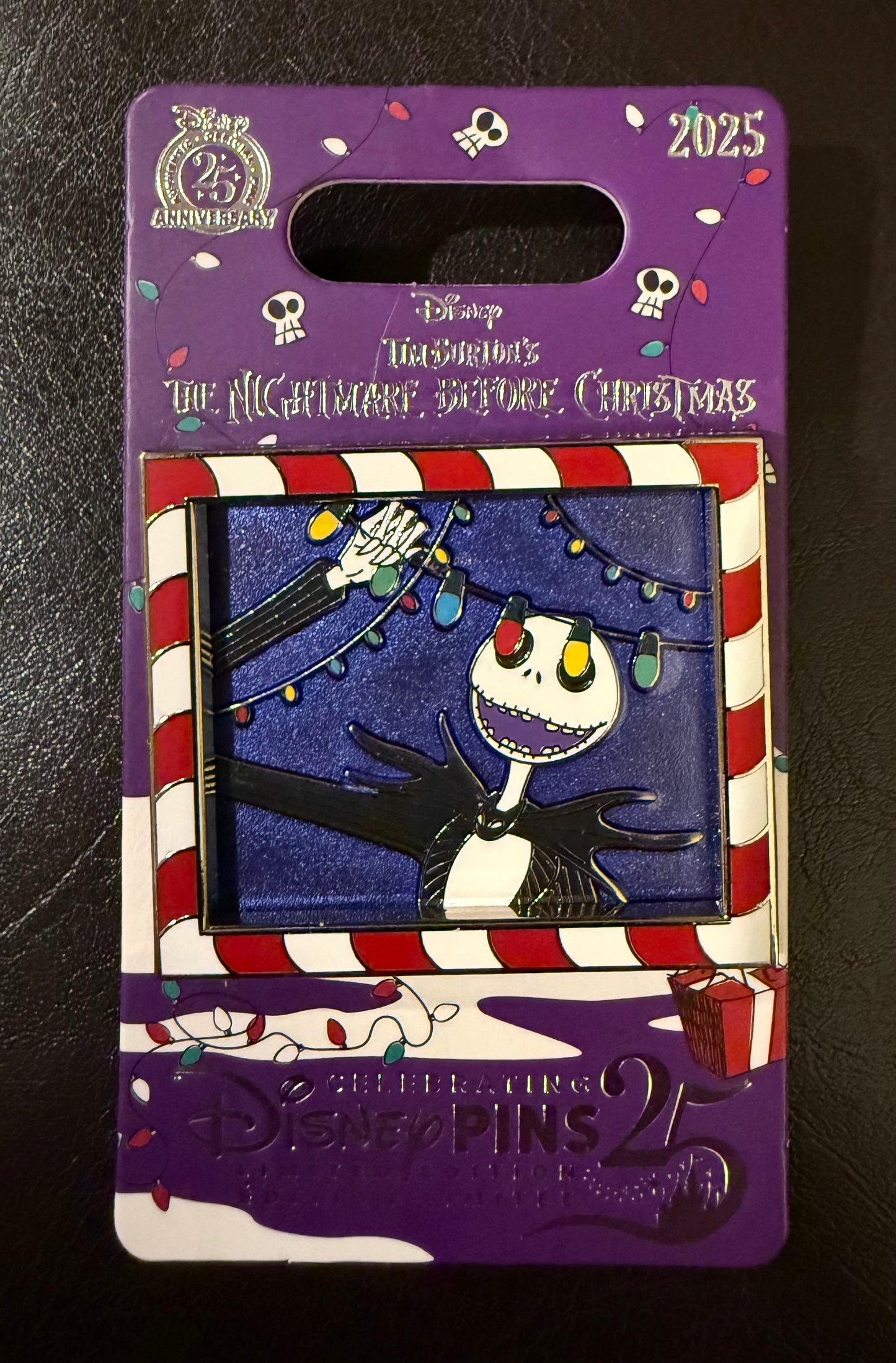Jack Skellington Stringing Christmas Lights B8