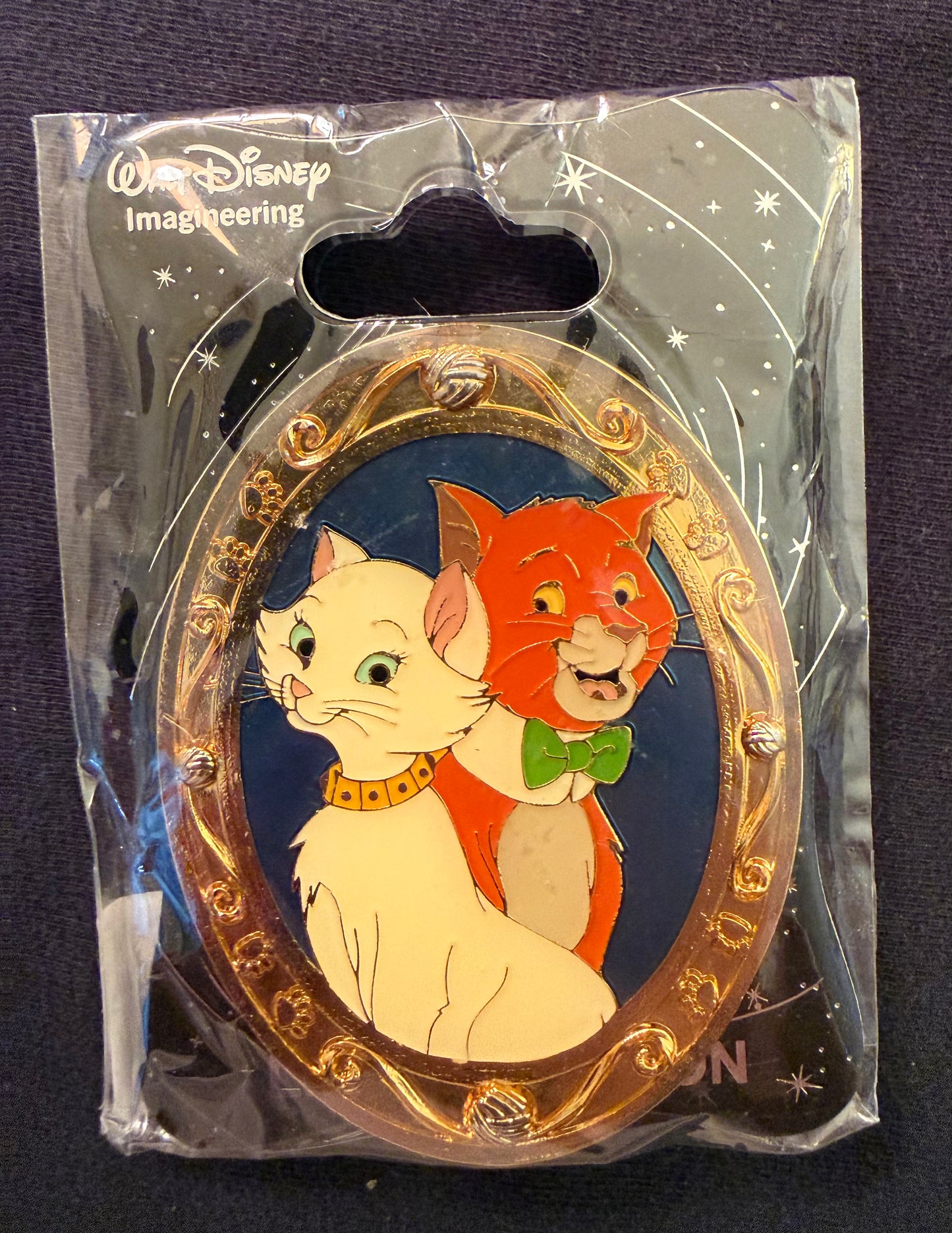 Duchess and Thomas O’Malley Gold Frame Cat Portrait B1