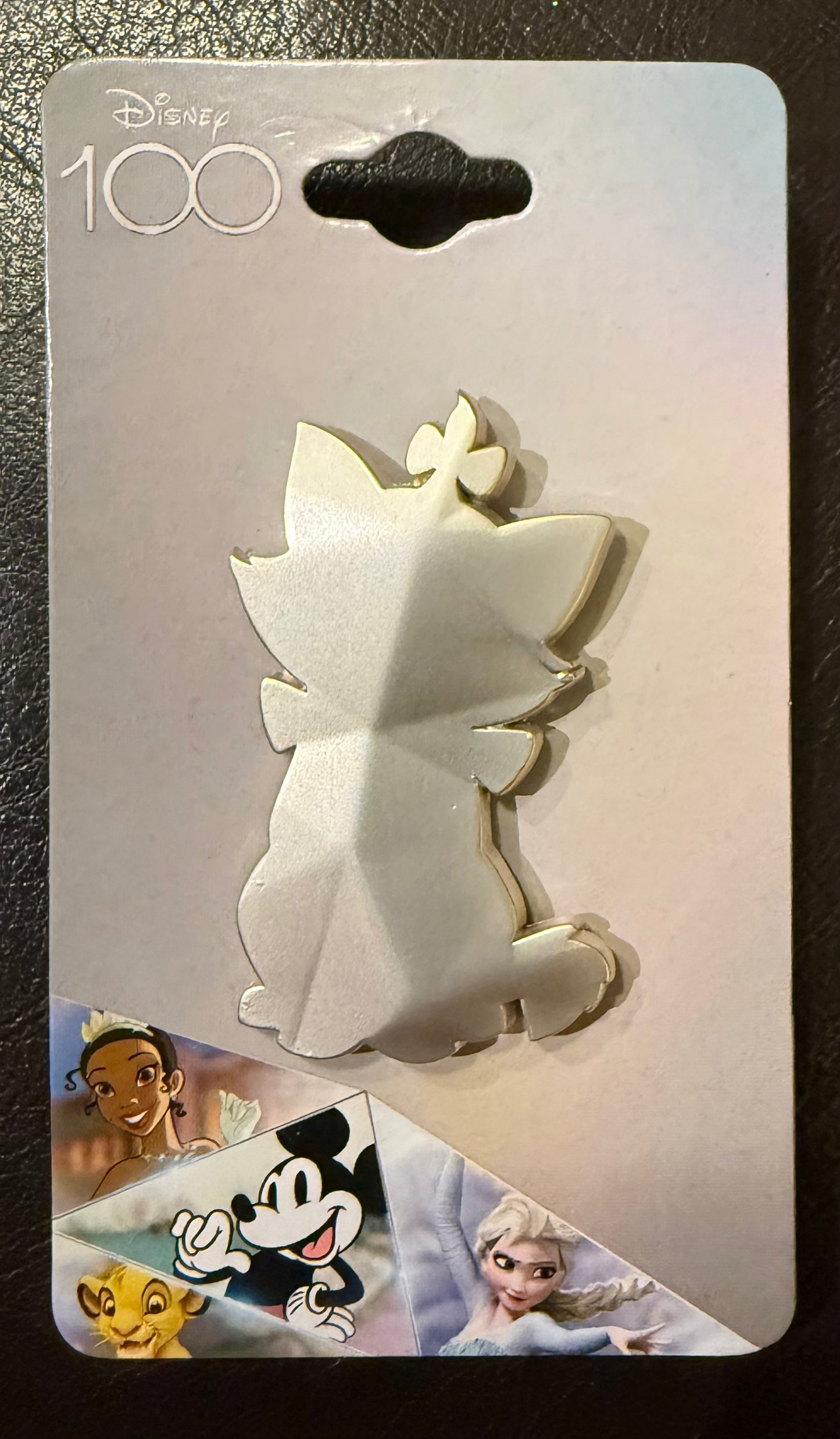 Marie Disney 100 Platinum B4