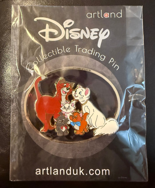 Aristocats Family Portrait Pin on Glass Artist Proof LE 20 B2