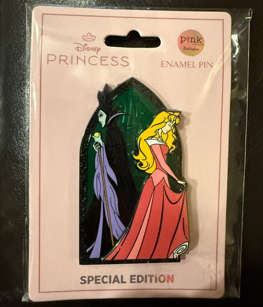 Aurora and Maleficent Good vs. Evil Series B4