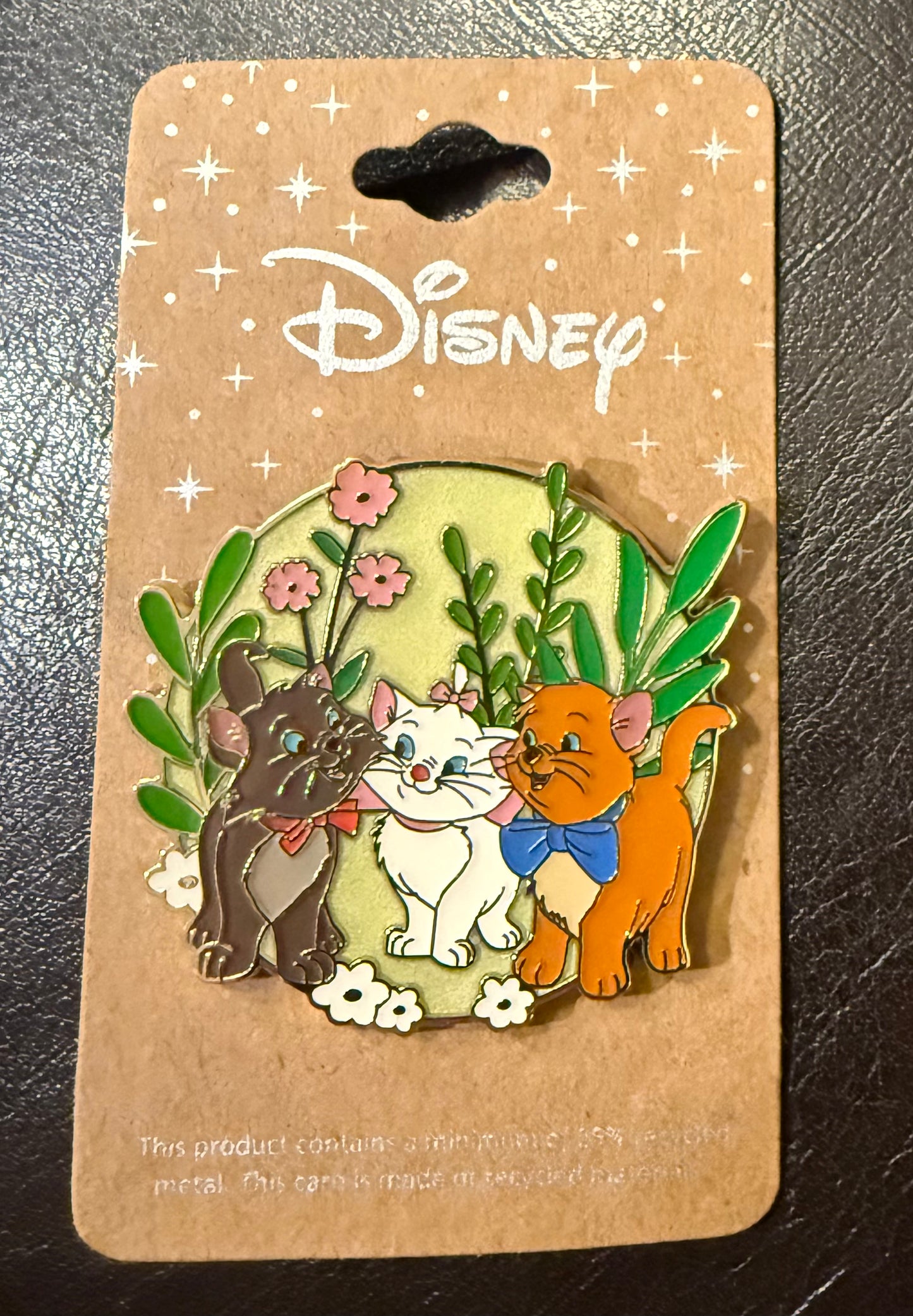 Aristocat Kittens Floral B4