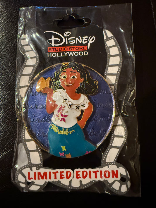 Mirabel Cursive Cutie W1