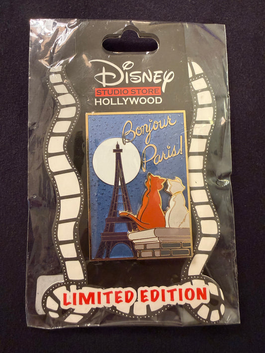 Thomas O’Malley and Duchess Bonjour Paris Postcard B1 (slight flaw, see description)