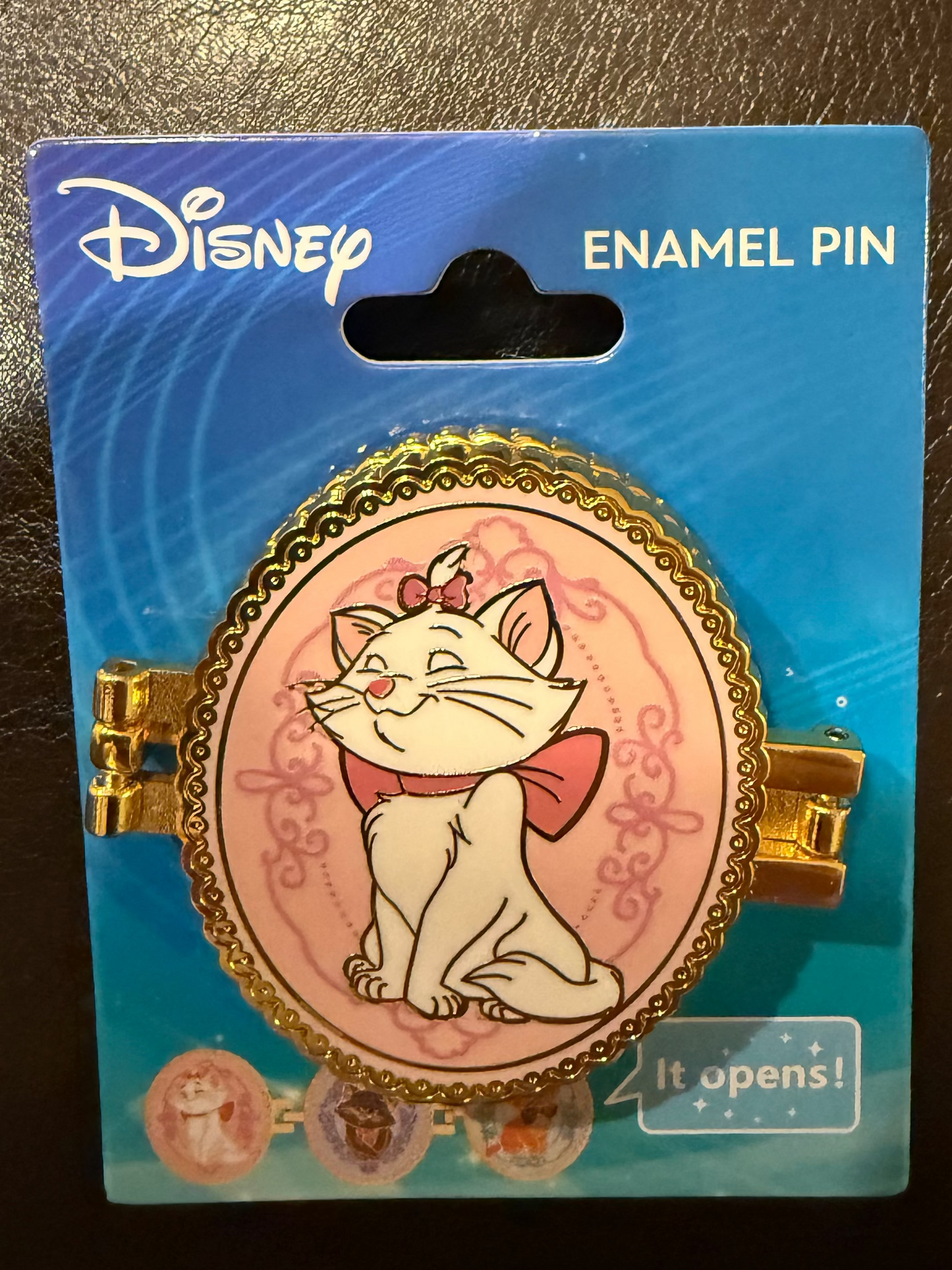 Aristocats Kittens Hinged B3