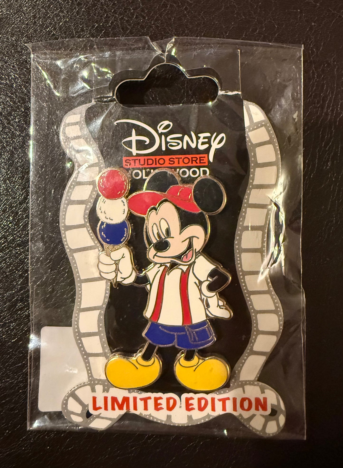 Mickey Patriotic Ice Cream B10